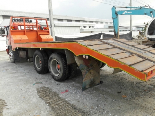 เทเลอร์10ล้อท้ายลาดยี่ห้อฮีโน่