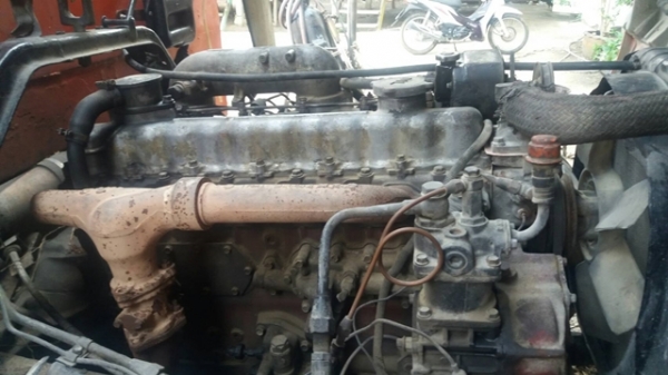 เทเลอร์10ล้อท้ายลาดยี่ห้อฮีโน่