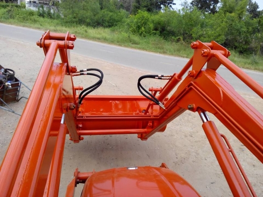 ชุดบุ่งกี๋ตัก สำหรับรถแทรกเตอร์34แรง อู่บ้านๆ งานดี รับประกันคุณภาพ โทร 085-6390132 กานรับสาย