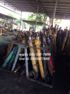 กระบอกยก CAT D5D เก่าเชียงกง ราคา 7,000 บาท