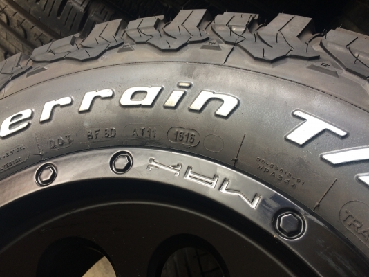 BF Goodrich All-Terrain KO2 + Lenso Max-1 ชุดหล่อแห่งปี BF Goodrich All-Terrain KO2 + Lenso Max-1 ชุดหล่อแห่งปี