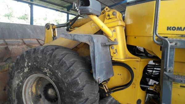 ขายค่ะ!!!รถตัก Komatsu wa320-3 เดิมๆ ตามรุ่น พร้อมใช้งาน เอกสารเล่มทะเบียน