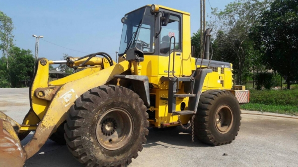 ขายค่ะ!!!รถตัก Komatsu wa320-3 เดิมๆ ตามรุ่น พร้อมใช้งาน เอกสารเล่มทะเบียน