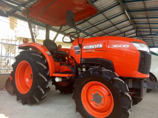 คูโบต้า L3608DT 4 WD รถเกรด A สีเดิมๆโรงงาน พร้อมผานตราช้าง