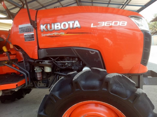 คูโบต้า L3608DT 4 WD รถเกรด A สีเดิมๆโรงงาน พร้อมผานตราช้าง