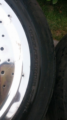 ขายล้อ ขอบ15" กว้าง5 4/100 ญี่ปุ่นแท้ๆ แนวๆ พร้อมยาง ใส่ ตู้เล็ก กระบะเล็ก ราคา12000บาท