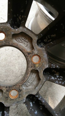 ขายล้อกล้วย ขอบ14" หน้า 6" et -1 หลัง7" et 10 4/114 .สีเดิมๆญี่ปุ่น หน้าตืนหลังลึก มีเบียด1วง นอกนั้นสวยๆครับ แท้ญี่ปุ่นมีปั้มครับ ยี่ห้อ magroadราคา12000บาท ดูของพระราม2 083 5996979 Id champ_rama2