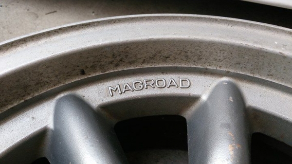 ขายล้อกล้วย ขอบ14" หน้า 6" et -1 หลัง7" et 10 4/114 .สีเดิมๆญี่ปุ่น หน้าตืนหลังลึก มีเบียด1วง นอกนั้นสวยๆครับ แท้ญี่ปุ่นมีปั้มครับ ยี่ห้อ magroadราคา12000บาท ดูของพระราม2 083 5996979 Id champ_rama2