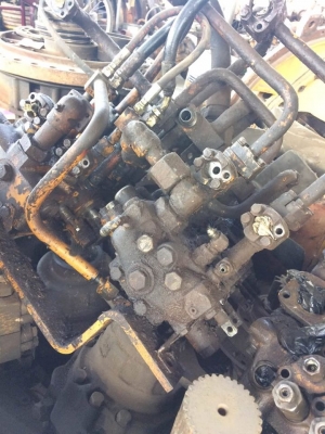 แพรคอลโทรลวาลว์ PC 120-3 KOMATSU เก่าเซียงกง ราคา 30000 บาท