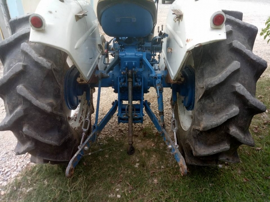 คูโบต้า L3001 ขนาด 30 แรง 4 สูบแรงดีมาก เก่านอกครับสภาพดีมาก พร้อมผานหลัง