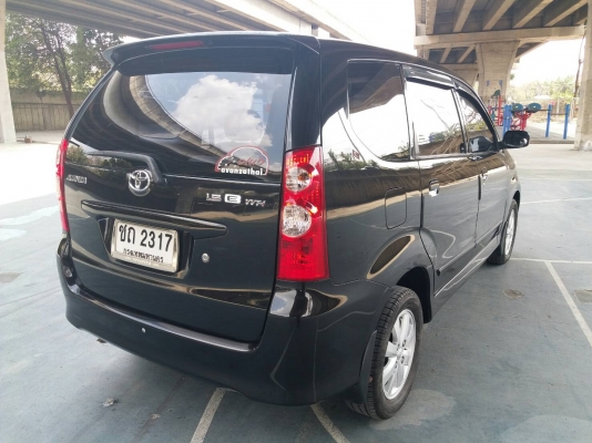 2007 TOYOTA AVANZA 1.5 E abs สีดำ สภาพสวยพร้อมใช้ไม่ต้องซ้อม