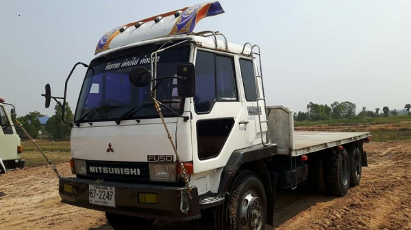 ขาย10ล้อ1เพลา พื้นเรียบหลงFUSO 517เครื่อง195 6D16 แชชซีสวยทะเบียน ทะเบียนครบ ขาย10ล้อ1เพลา พื้นเรียบหลงFUSO 517เครื่อง195 6D16 แชชซีสวยทะเบียน ทะเบียนครบ