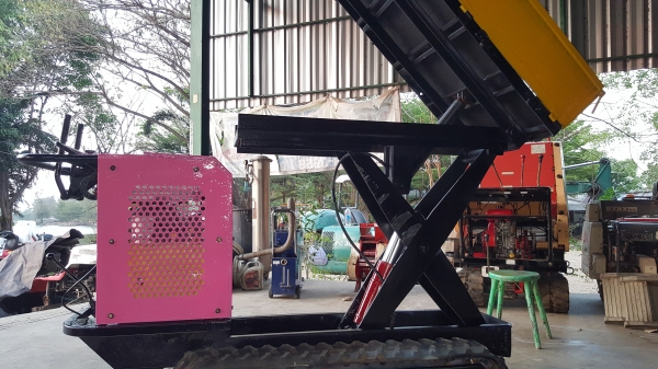 ยกดั้ม 2 ระบบ 7 แรง 4 จังหวะ บรรทุก ได้ 650 กิโล พร้อมใช้งาน