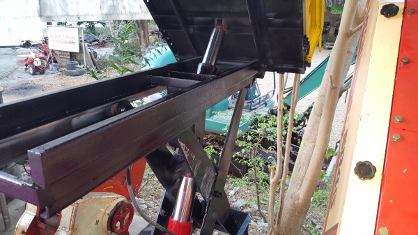 ยกดั้ม 2 ระบบ 7 แรง 4 จังหวะ บรรทุก ได้ 650 กิโล พร้อมใช้งาน