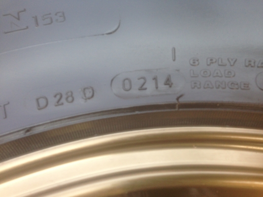 ลดสุดๆๆล้อหร้อมยาง 31 ปลายปี 13 ของแถมๆ