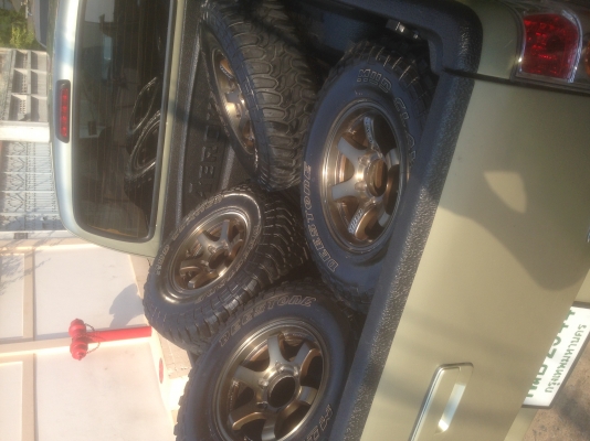 ลดสุดๆๆล้อหร้อมยาง 31 ปลายปี 13 ของแถมๆ