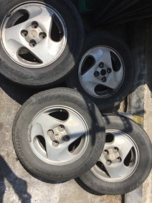 ล้อ มิตซู ขอบ13 4รู100 ขาย 4วง  ยางเก่า