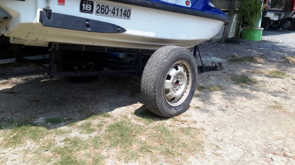 ขายเทลเลอลากเรือ 5000 ของอยู่นครปฐมครับ