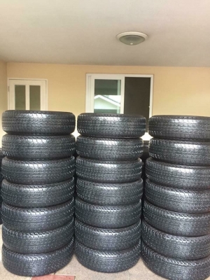 ยาง Bridgestone 245 70 16 ปลายปี16 มา6ชุด ดอกเต็ม ไม่มีปะ เนื้อนิ่มๆ ใช้ยาว ราคาไม่แพง