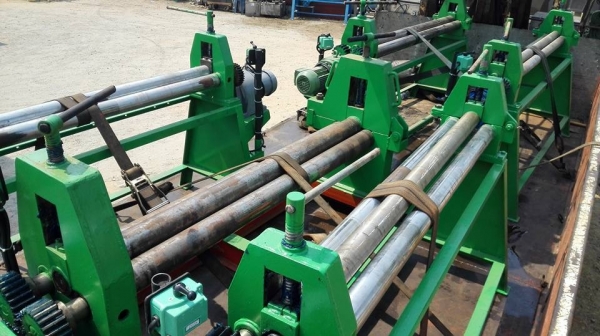 ** SOLD ** เครื่องม้วนเหล็กแผ่นประกอบใหม่ 5 ฟุต เพลาตัน ม้วนหนา 6 มิล ไฟ 380V มาเทสก่อนได้