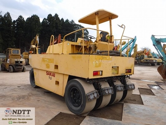 ขายรถบด 7ล้อยาง SAKAI T2 SN21285 1992YR 3,275HRS นำเข้าญี่ปุ่น กำลังจะถึงไทยเร็วๆนี้ BY NDTT สอบถาม 