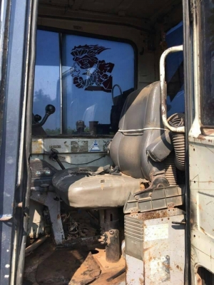 SUMITOMO S160F2 คอนโทรลสั้น 325,000 บาท  (เท่ากับ SK60) เครื่องดี ปั้มแรง โช่หนา เอวแน่น เอกสารชื้อขาย  รถอยู่ จ.ร้อยเอ็ด โทร&amp;ไอดีไลน์ 0610710295