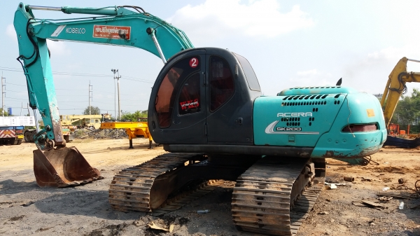 ขาย 890,000 KOBELCO sk 200-5 super  เล่มทะเบียน ไฟฟ้าครบ เครื่องดี ปั้มแรง เอวแน่น ช่วงล่างเต็ม รถอยู่ กทม. 090-772-3710 090-772-3708