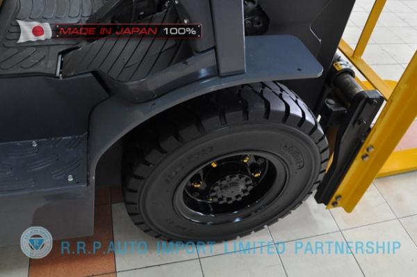 ขายรถโฟล์คลิฟท์มือสอง TCM รุ่น FHD25T3-2S500255 นำเข้าจากประเทศญี่ปุ่น 100\% ไม่เคยใช้งานในประเทศไทย