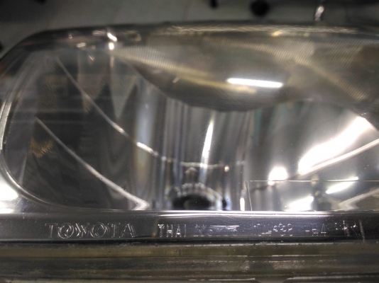 ไฟคู่หน้าของแท้โตโยต้าไทเกอร์D4D ไฟมุมขวา