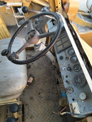 KOMATSU 530