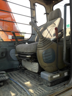 ขายค่ะ..HITACHI EX120-5  มาใหม่  เก่าญี่ปุ่นแท้  สภาพสวย  เครื่องปั๊มดี  ยังไม่เคยใช้งานในไทย  ลองระบบกันได้ทุกวัน..โทร  089-3818694  ดวงนภา