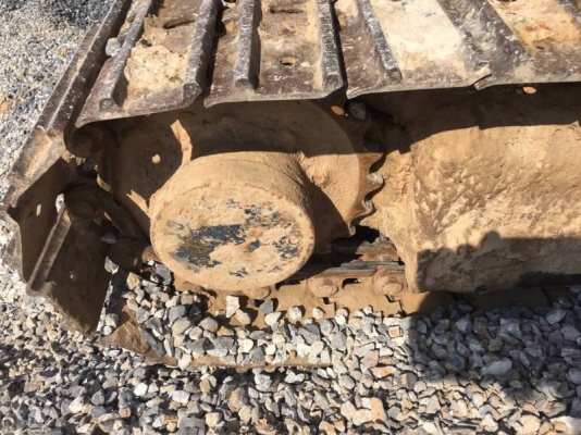 KOMATSU  PC20-7  ราคา 125,000 บาท เครื่องดี ปั้มใช้ โช่หนา เอวแน่น เอกสารชื้อขาย  รถอยู่ จ.ร้อยเอ็ด โทร&amp;ไอดีไลน์ 0610710295