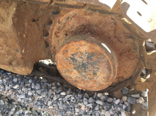 KOMATSU  PC20-7  ราคา 125,000 บาท เครื่องดี ปั้มใช้ โช่หนา เอวแน่น เอกสารชื้อขาย  รถอยู่ จ.ร้อยเอ็ด โทร&amp;ไอดีไลน์ 0610710295