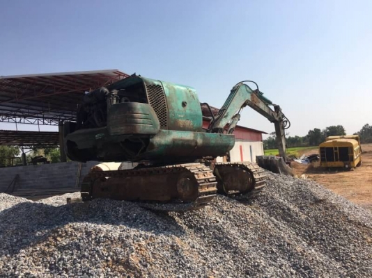 KOMATSU  PC20-7  ราคา 125,000 บาท เครื่องดี ปั้มใช้ โช่หนา เอวแน่น เอกสารชื้อขาย  รถอยู่ จ.ร้อยเอ็ด โทร&amp;ไอดีไลน์ 0610710295