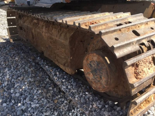 KOMATSU  PC20-7  ราคา 125,000 บาท เครื่องดี ปั้มใช้ โช่หนา เอวแน่น เอกสารชื้อขาย  รถอยู่ จ.ร้อยเอ็ด โทร&amp;ไอดีไลน์ 0610710295