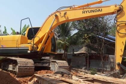 HYUNDAI 160LC-9S 4,xxx ชม. 1,590,000 บาท เครื่องดี ปั้มแรง โช่หนา เอวแน่น ไฟฟ้าครบ เอกสารอินวอยท์  รถอยู่ จ.อุดรธานี โทร&amp;ไอดีไลน์ 0610710295