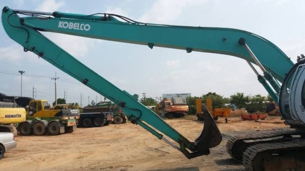 ขายด่วน!! KOBELCO sk 200-5 super YQ-03107 ค่ะ