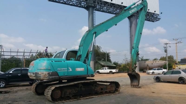 ขายด่วน!! KOBELCO sk 200-5 super YQ-03107 ค่ะ
