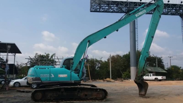 ขายด่วน!! KOBELCO sk 200-5 super YQ-03107 ค่ะ