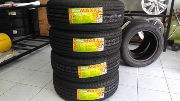 ขายยางใหม่ Maxxis MS800 185/55/16 ผลิตปี 2016 ทั้งชุด 7,000.- /ใส่ ถ่วงฟรี เปลี่ยนจุ๊บใหม่ฟรี รับบัตรเครดิตทุกธนาคาร ส่งทั่วไทย***