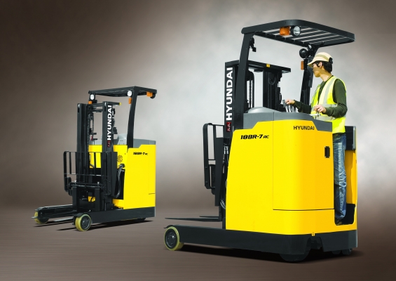 โปรโมชั่น รถยกไฟฟ้ายีนขับ 1.5 ตัน รถใหม่!!!