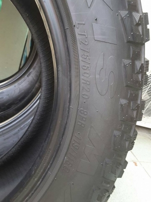 Maxxis MT 275-60-20 ปี12 สภาพสวยๆ 1ชุด