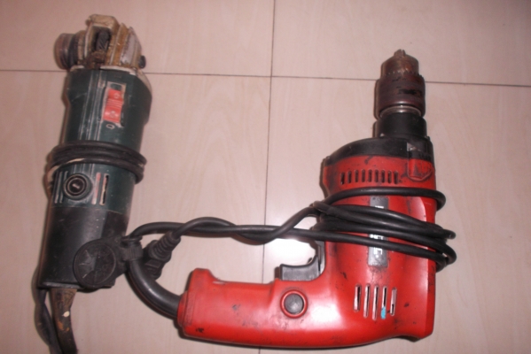 สว่านมือ+หินเจียมือ พร้อมใช้งาน