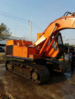 ขออุญาติขายHITACHI  UH045เท่านั้นขนาด120 ำร้อมใช้งานช่วงล่างเต็ม ราคา 300000 สนใจติดต่อ 0853224877-0988930465