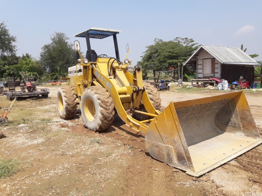 ขายด่วนรถตักล้อยางเอวอ่อนรถนำเข้าkomatsu=510กรองคู่