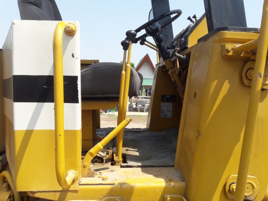 ขายด่วนรถตักล้อยางเอวอ่อนรถนำเข้าkomatsu=510กรองคู่