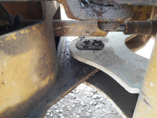 ขายด่วนรถตักล้อยางเอวอ่อนรถนำเข้าkomatsu=510กรองคู่