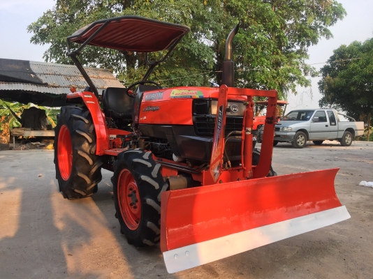 ขายรถไถคูโบต้า L4508DI 4WD2เพลา ใช้งาน 1,179 ชั่วโมง รถใช้ในไร่เดิมๆสวยๆค่ะ พร้อมชุดอุปกรณ์ใบมีดหน้าและผานพรวน ราคา #298,000 บาท พร้อมส่งฟรีถึงบ้าน โทรสอบถามได้เลยค่ะ 081-9136451 ขอดูรูปทาง Line:Bow6451  เครื่องดี เกียร์ดี ยางดีทั้ง 4 เส้น ตรวจเชคเรียบร้อ