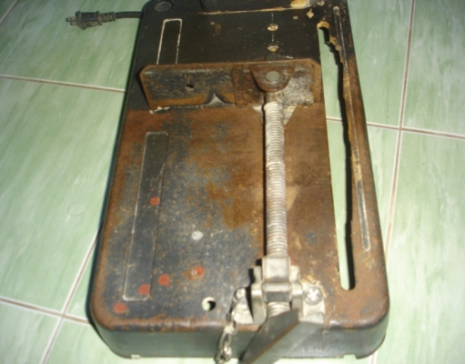 ขายแท่นตัดไฟเบอร์ 14 นิ้ว 2,000 วัตต์ Maktec รุ่น MT241