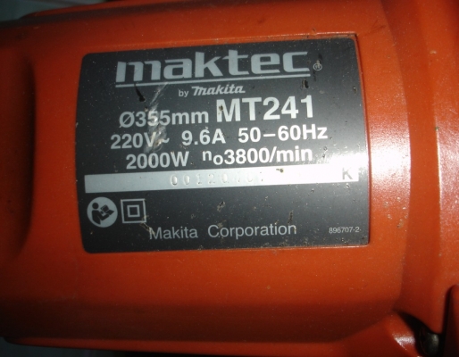 ขายแท่นตัดไฟเบอร์ 14 นิ้ว 2,000 วัตต์ Maktec รุ่น MT241
